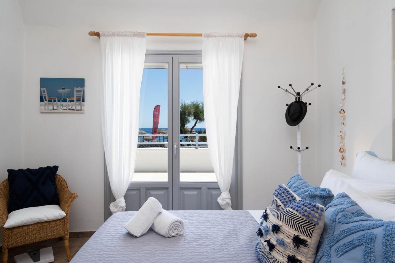 Blue Canvas Περίσσα Εξωτερικό φωτογραφία