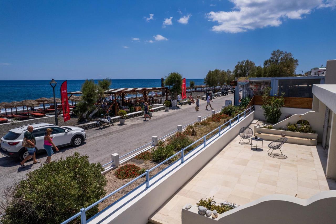 Blue Canvas Περίσσα Εξωτερικό φωτογραφία
